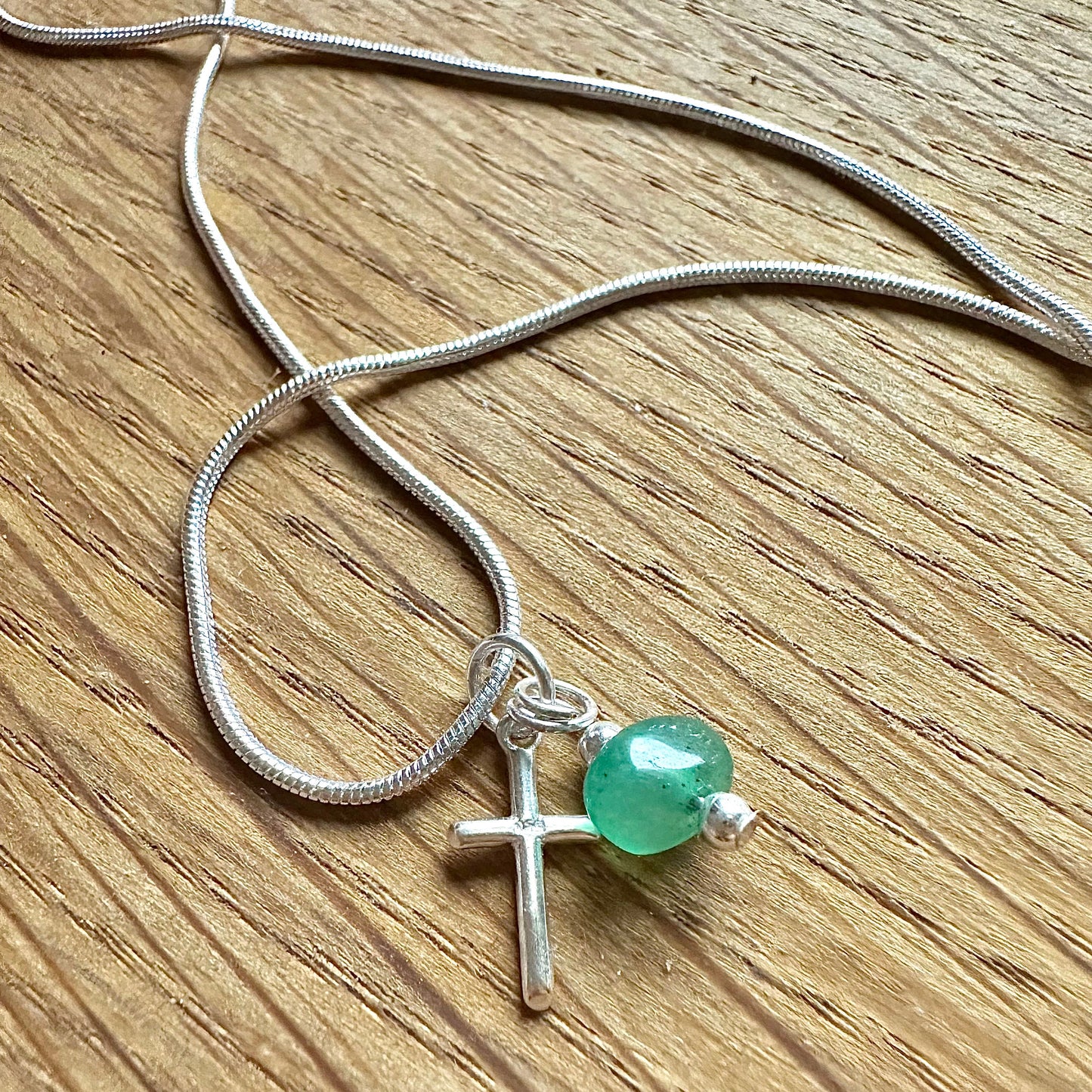 Silberkette Kreuz Jadestein