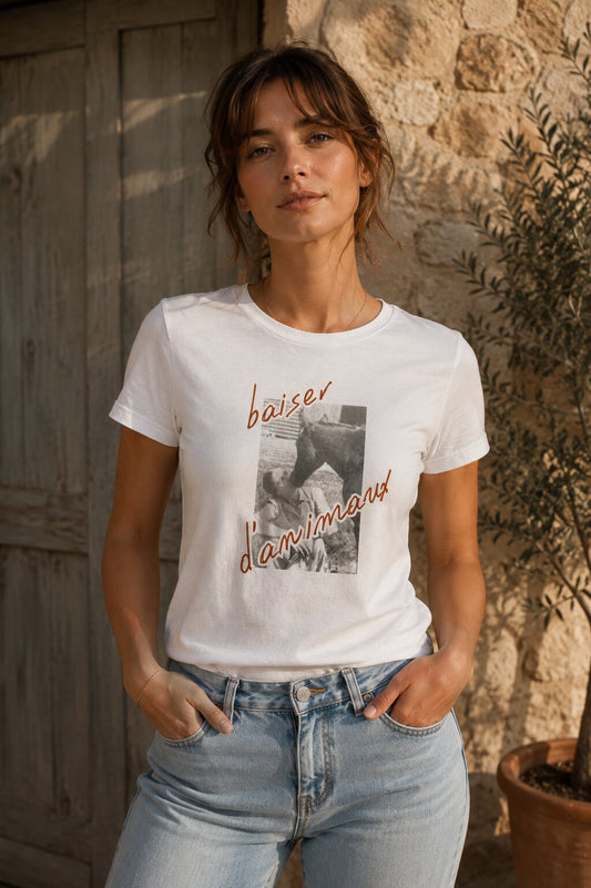 Western T-Shirt Pferd Motiv in Weiß, Frontalansicht – Camille von Spitzstock