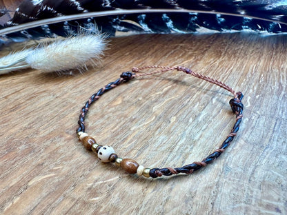 Geflochtenes Lederarmband Holzperlen - Armbänder