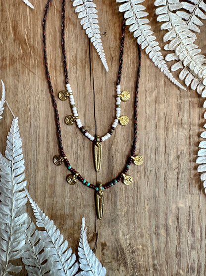 verspielte Boho Kette "Luna" mit Messinganhängern, Ethno Chic - Halsketten