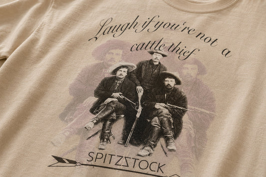 Western T-Shirt Outlaw Vintage Detailansicht – Silas von Spitzstock